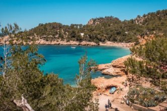 alojarse en Ibiza